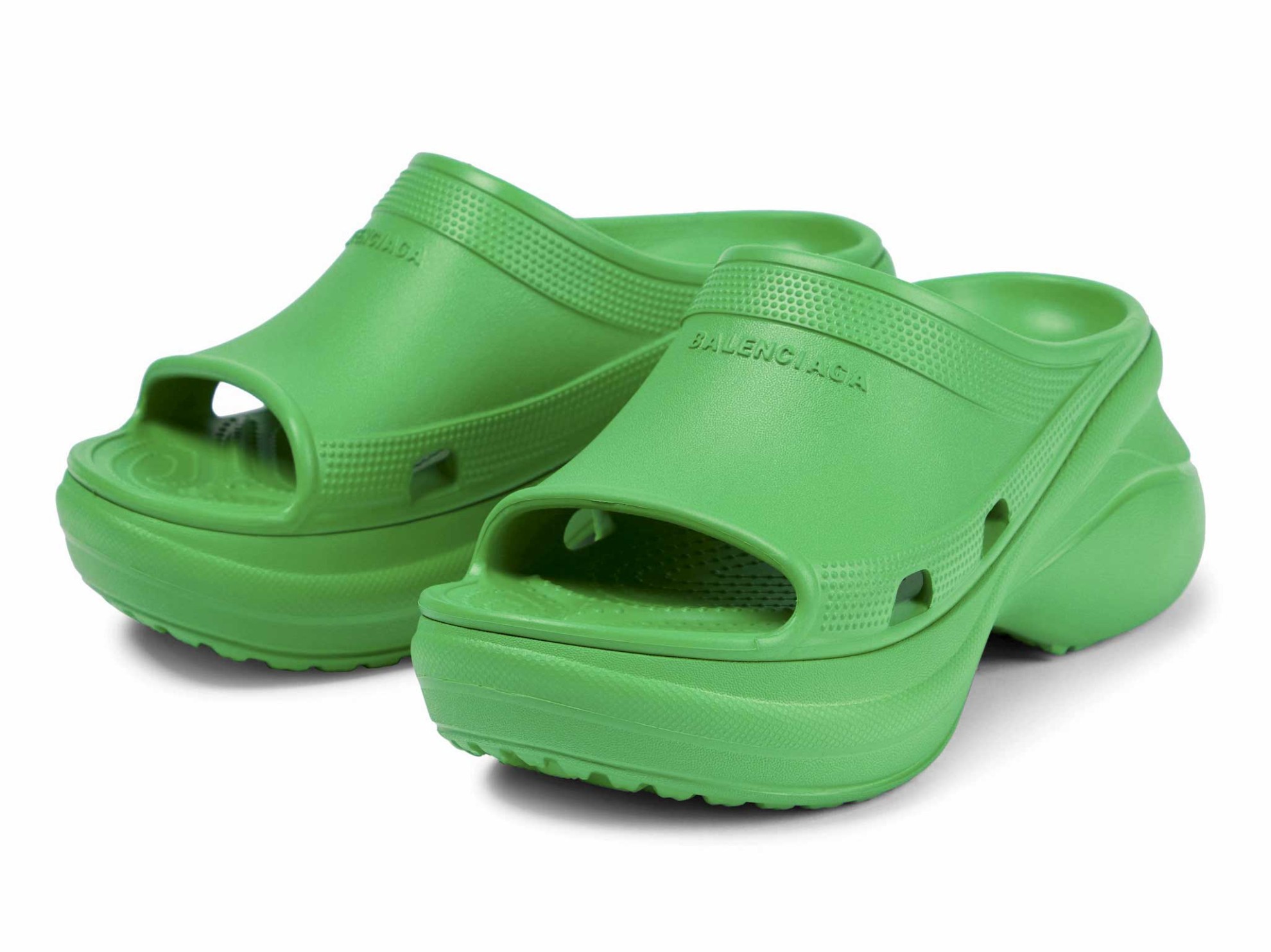 Chanclas, chinelas y zuecos inyectados. Causas de éxito
