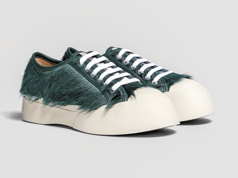 Sneakers clásicas: De inspiración retro, pero actualizadas