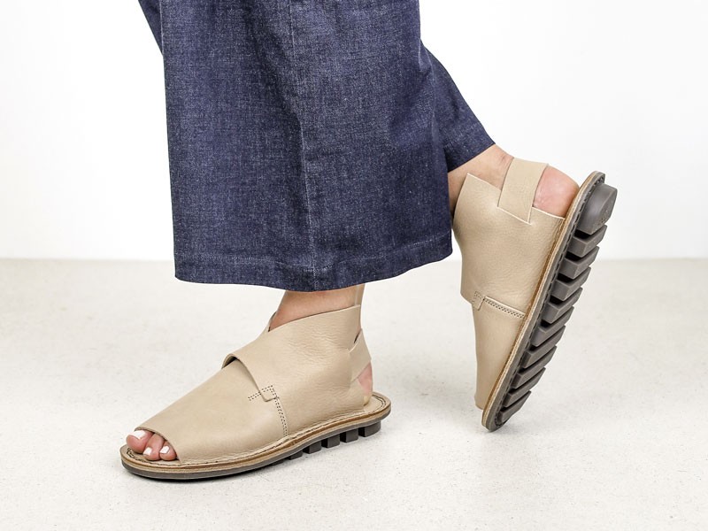 SANDALIAS BAJAS MUJER CALZADO TENDENCIA PRIMAVERA VERNAO 2026 2027 SERMA167Stratum__granit-waw__sk_smg.jpg Sandalias femeninas aclaran tiras, hebillas y bases