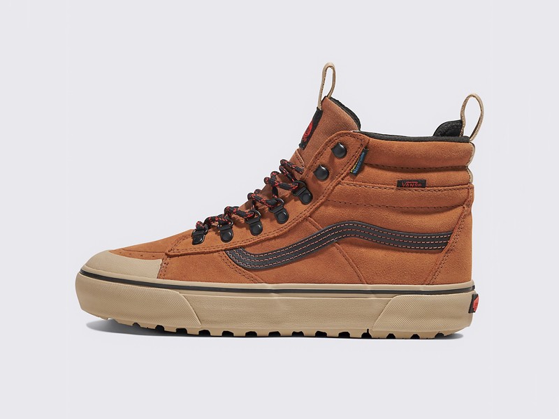 Para invierno: Impermeables y térmicas. Las nuevas botinetas de VANS