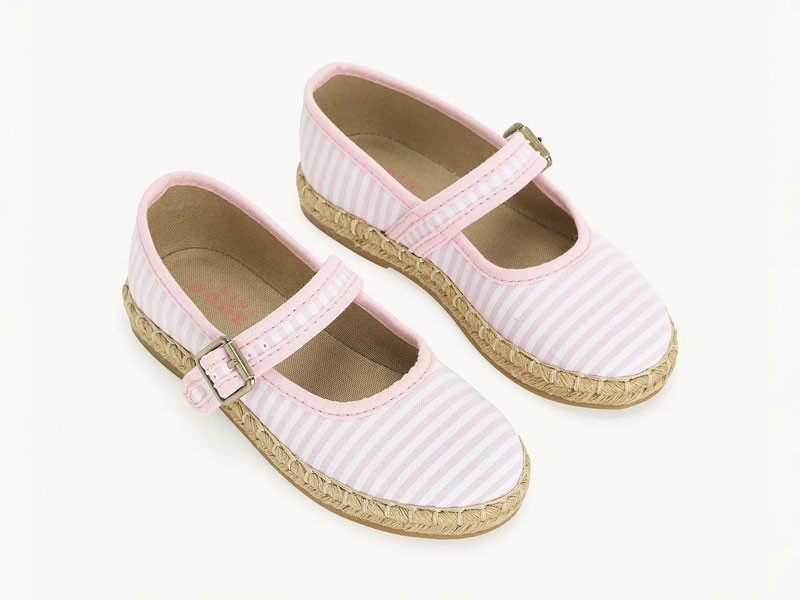 BALERINAS BALLERINAS MARY JANE GUILLERMINAS NIÑA ZAPATOS CERRADO NIÑO NIOÑA INFANTIL CALZADO TENDENCIA PRIMAVERA VERNAO 2026 2027 SERMA16726bsum_c1948_pin_d01_v1_fc63ba50-32d9-4d90-be46-88c441fedb60.jpg Mary jane infantiles realzan tiras y ornamentos en rosa suave