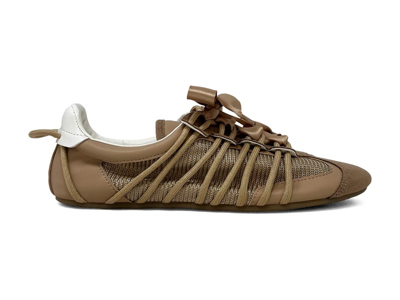 Destacadas en la tendencia: Las sneakerinas SHERYL