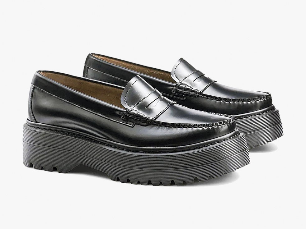The black loafer and its renewed urban formality