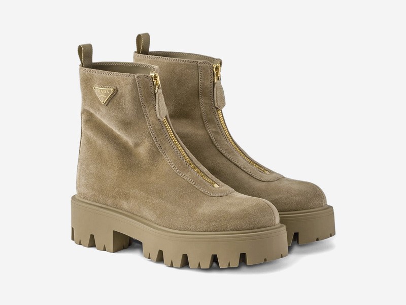 Hardware and panels strengthen chunky-based booties