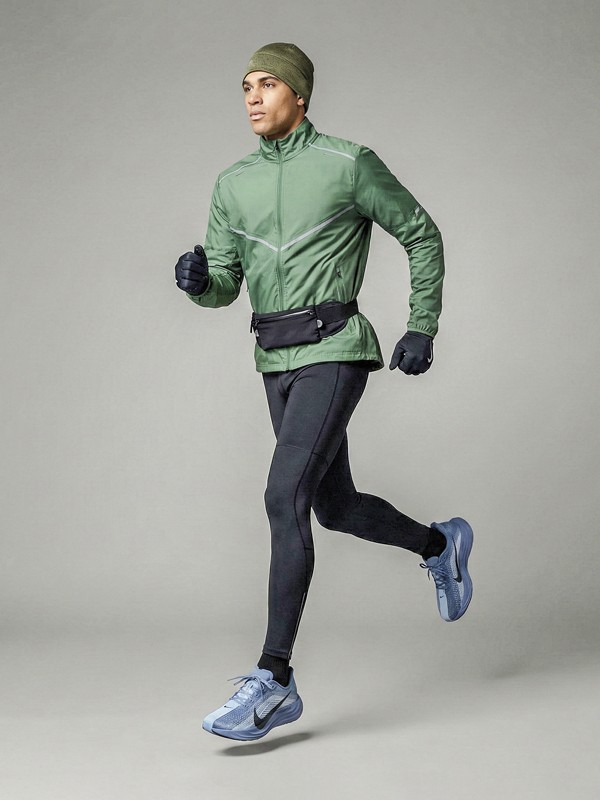 Running sneakers with technical mesh uppers and higher sole profiles