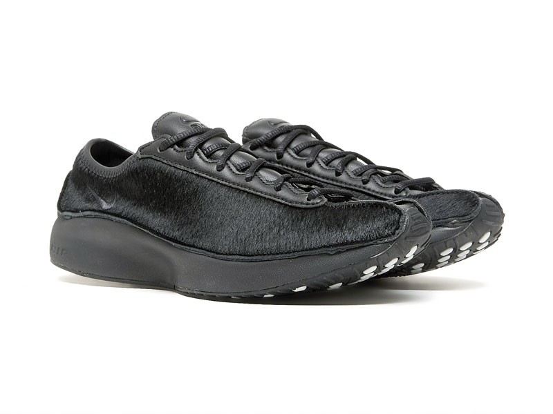 Lace-up casual shoes