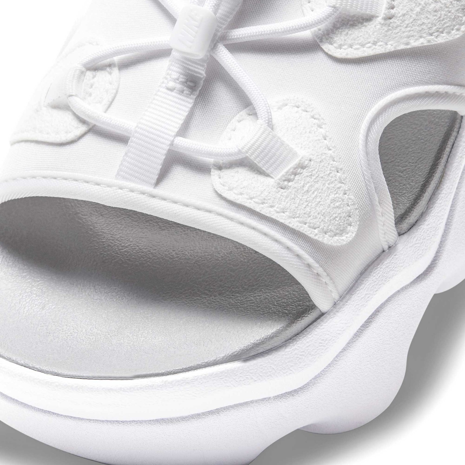NEW LAUNCH! NIKE's exclusive chunky sandals