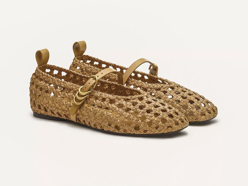 Mesh ballerinas explore openwork, color and texture