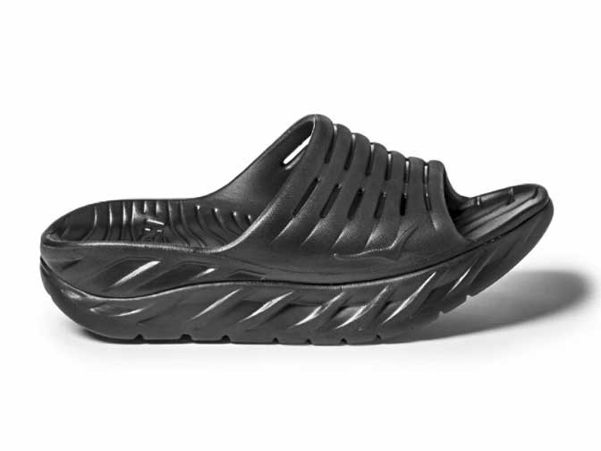Chanclas, chinelas y zuecos inyectados. Causas de éxito