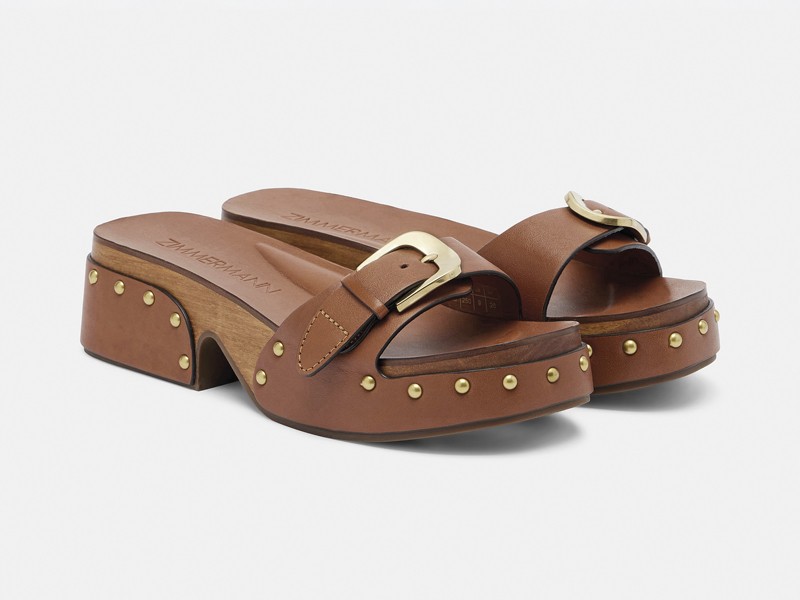 CHANCLAS FAJAS ARTESANALAES MUJER TENDENCIA CALZADO MARROQUINERIA BOLSOS CARTERAS PRIMAVERA VERANO 2026 SERMA 158P01165802.jpg Straps and buckles shape uppers for summer sandals