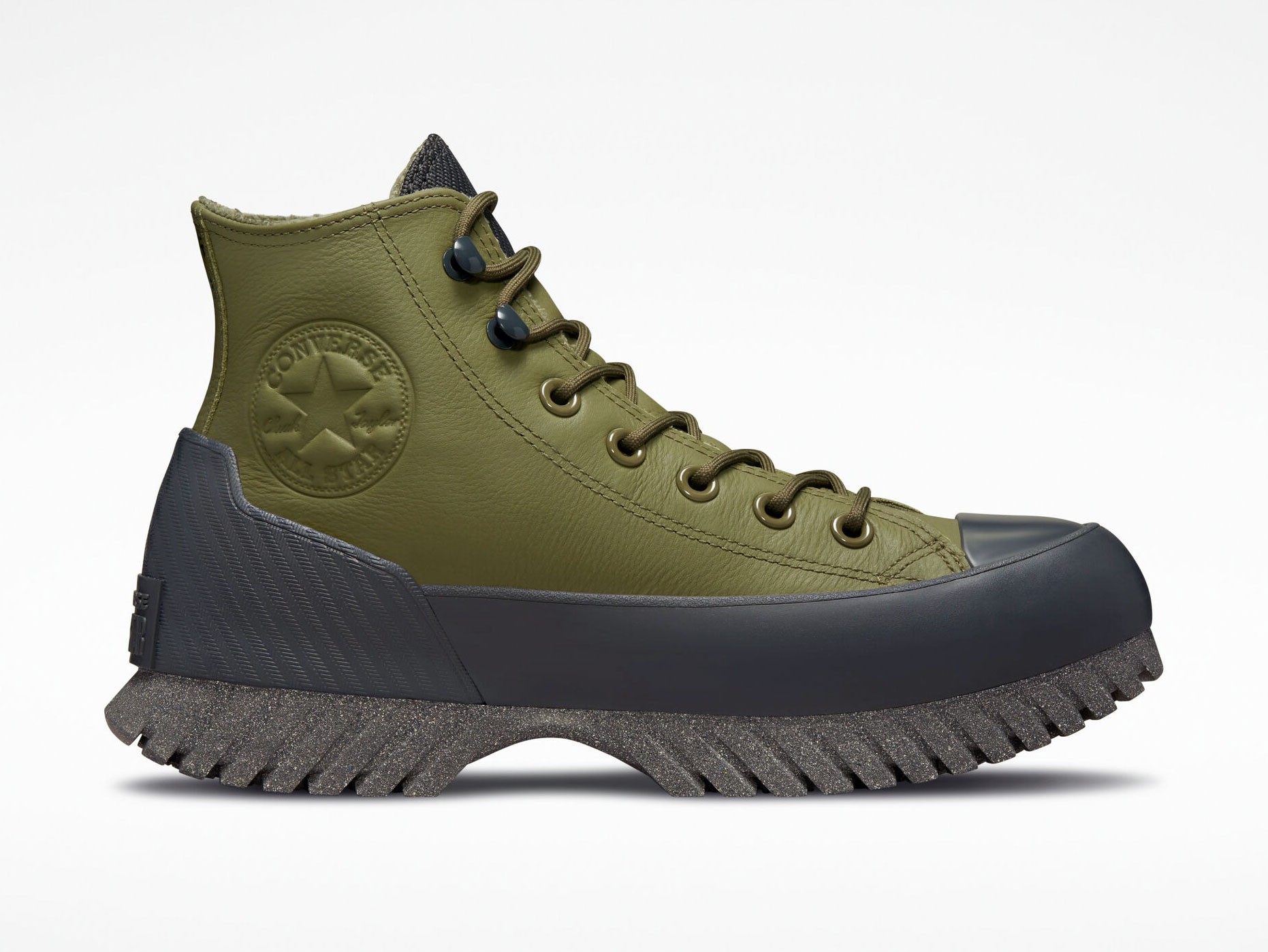 CONVERSE cambia para seguir vigente. Conoce los nuevos diseños