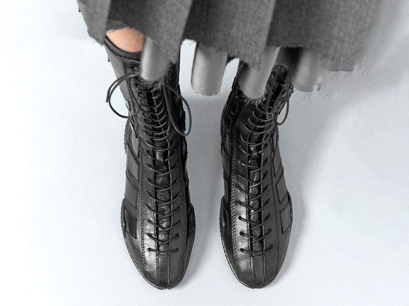 SNEAKER BOOTS. Hybrids defining winter Street Style