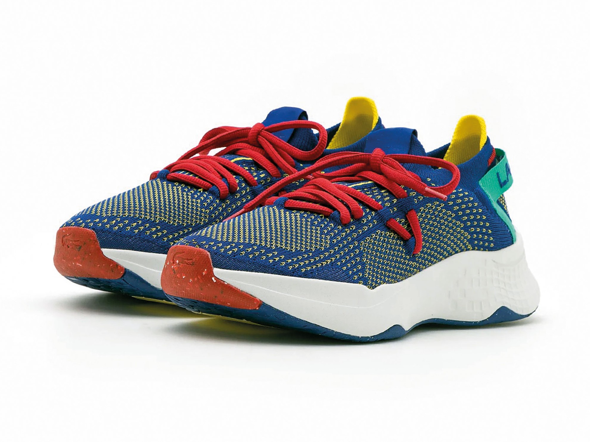 Urban sports sneakers: For the fashion segment