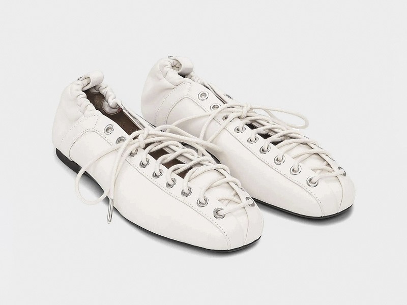 ACORDONADOS MUJER CALZADO TENDENCIA PRIMAVERA VERNAO 2026 2027 SERMA 15728285855_57815833_2048.jpg Women’s lace-ups combine openwork, toes and laces