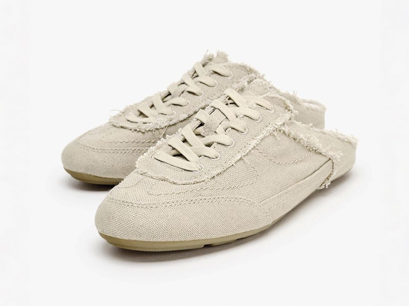 MULER MUJER CALZADO TENDENCIA PRIMAVERA VERNAO 2026 2027 SERMA16715062710002-e2.jpg Sport mules merge open backs and sneaker codes