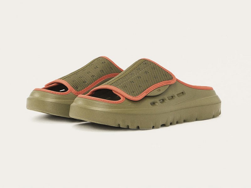 CHANCLAS CONFORT CALZADO HOMBRE TENDENCIA PRIMAVERA VERNAO 2026 2027 SERMA167910176d8b48c4dbd9c9efd4e060bab52.jpg Chanclas comfort priorizan fajas amplias y bases robustas