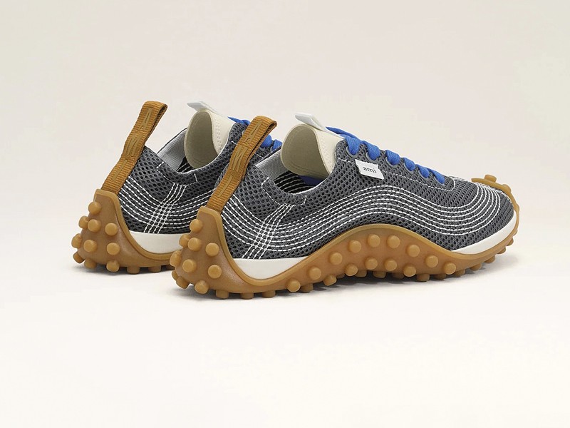Sneakers AMI Paris. Diseños dinámicos y distintos 
