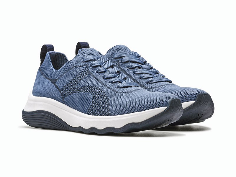 Urban sports sneakers