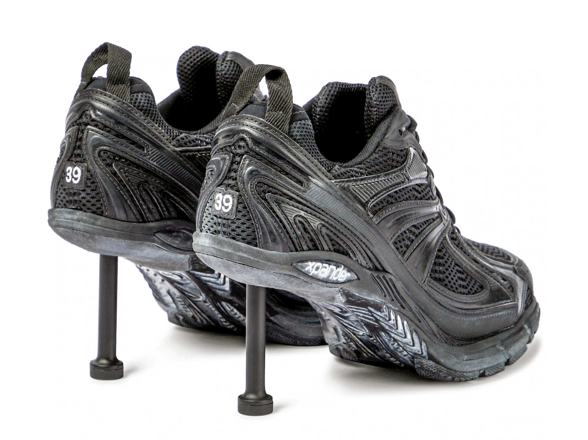 Sports shoes with high heels: Another eccentric proposal from BALENCIAGA