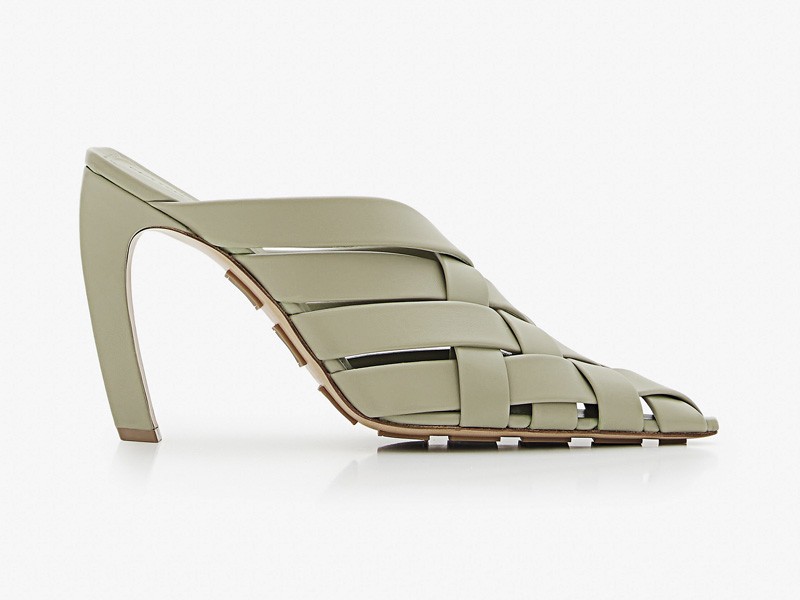 Sandalias altas