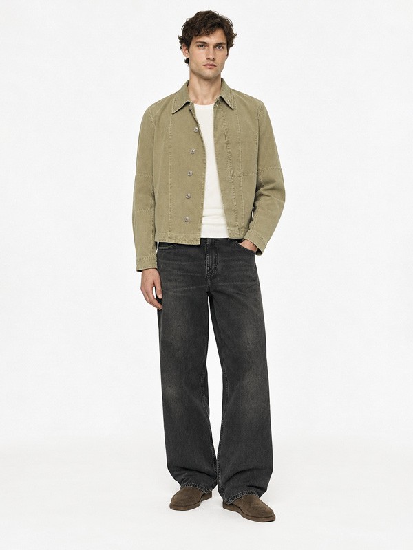 LISOS SPORT TENDENCIA CALZADO TEMPORADA OTOÑO INVIERNO 2027 SERMA 159 42_40.jpg El slip-on masculino combina frentes limpios y contrastes de superficie