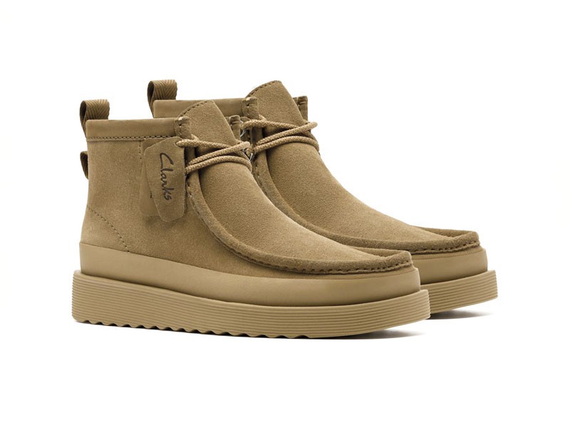 Lace-up casual booties