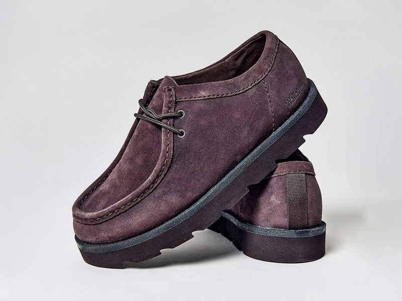 El color merlot define la base cromática del calzado urbano