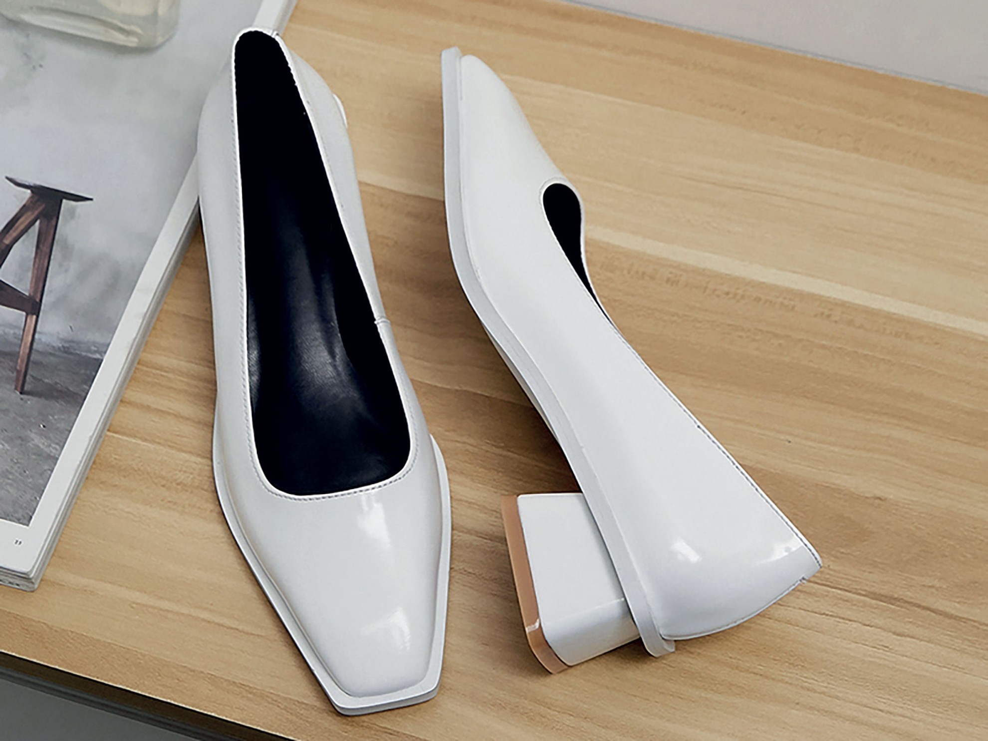 FASHION, WOMAN, FLAT-SHOES, CLOSED-FLAT-SHOES-STYLIZED-AND-HANDCRAFTED -  SERMA.NET
