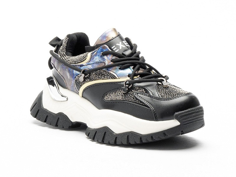 Chunky sneakers
