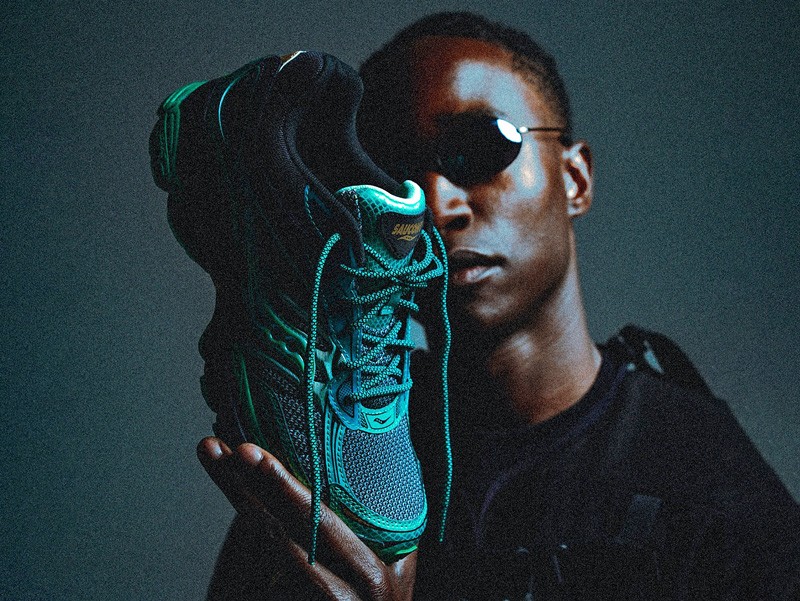 TEAL BLUE. The fashion color for next winter?