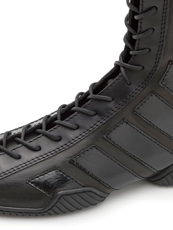 BOTAS SNEAKERS. Híbridos que definen  el Street Style invernal
