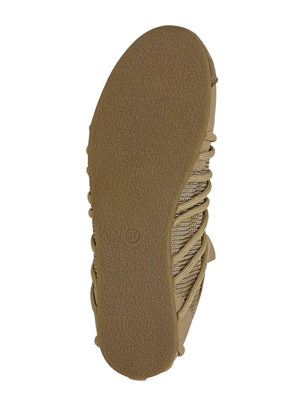 Destacadas en la tendencia: Las sneakerinas SHERYL
