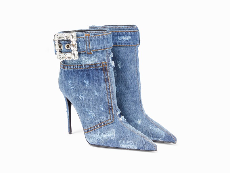 WINTER MATERIALS: Denim emerge as a favorite for the season