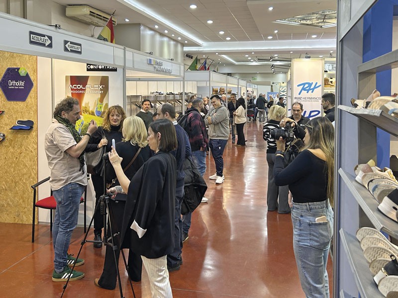After a long period without a formal presentation, EXPOCAIPIC reaffirmed its importance for the footwear and manufactured good sector.