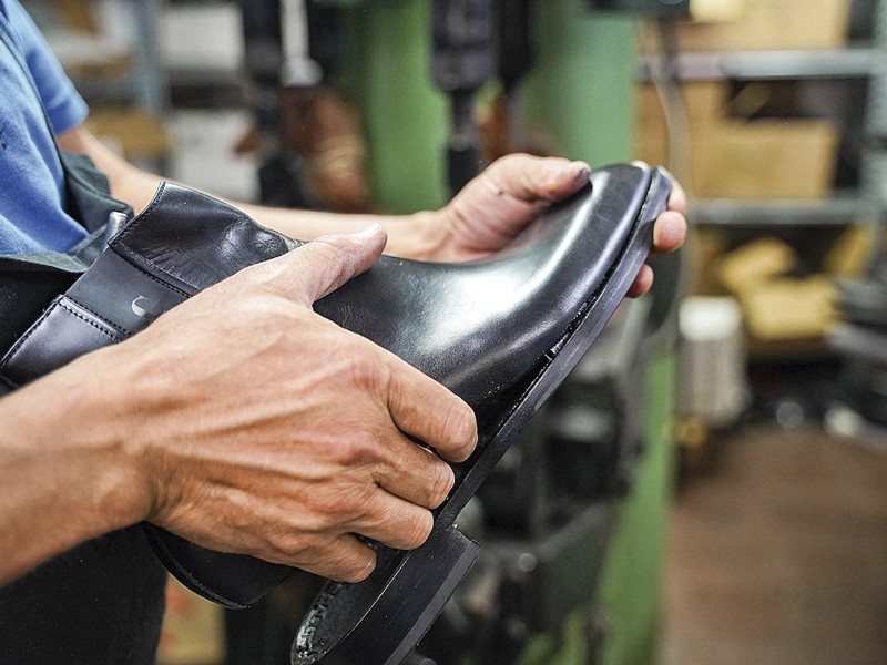 Ante la caída del consumo, las botas de cuero tienen mayores chances de ventas, respecto a otras líneas.