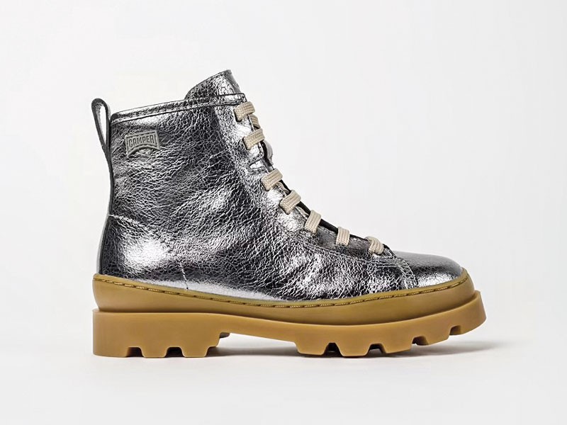 Boots / booties: for greater warmth