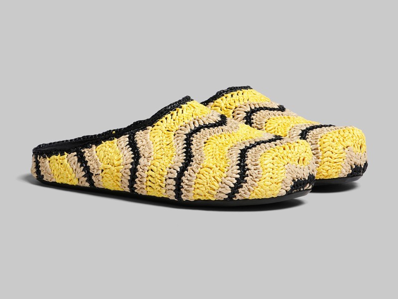 Summer 23/24 Previews. Exclusive multicolored crochet raffia for new MARNI models