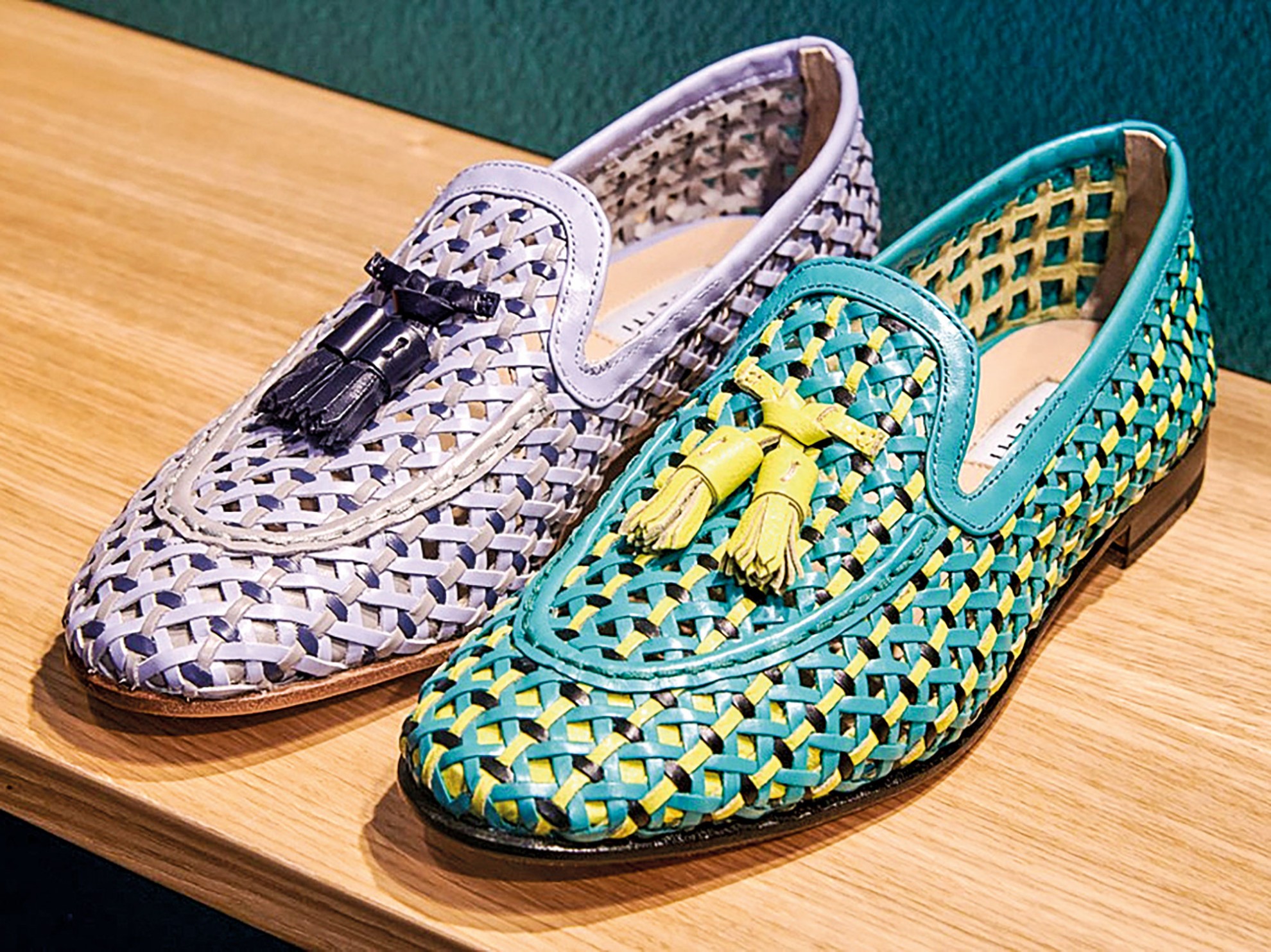 Interwoven and net materials: for fresh and handmade designs