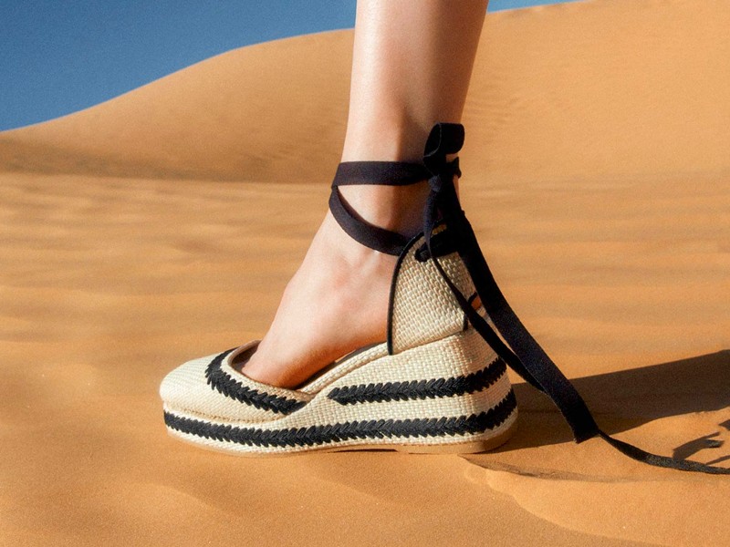 CASTAÑER: Craftsmanship and beauty in raffia and jute footwear