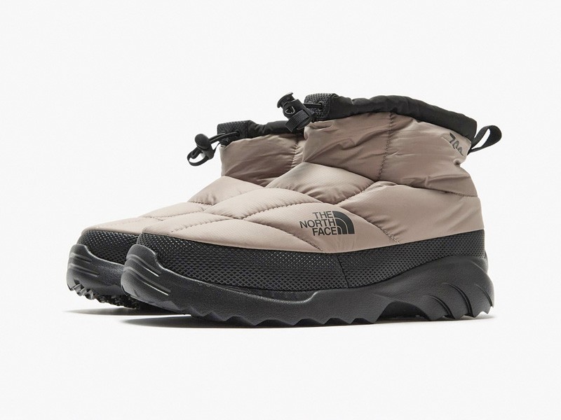 BOTAS BOTINETAS ESQUI MUJER TENDENCIA OTOÑO INVIERNO 2026 CALZADO SERMA156 NF0A8DAA-DHOTheNorthFaceNuptseTr-(1).jpg Botas de nieve y après-ski con abrigo técnico