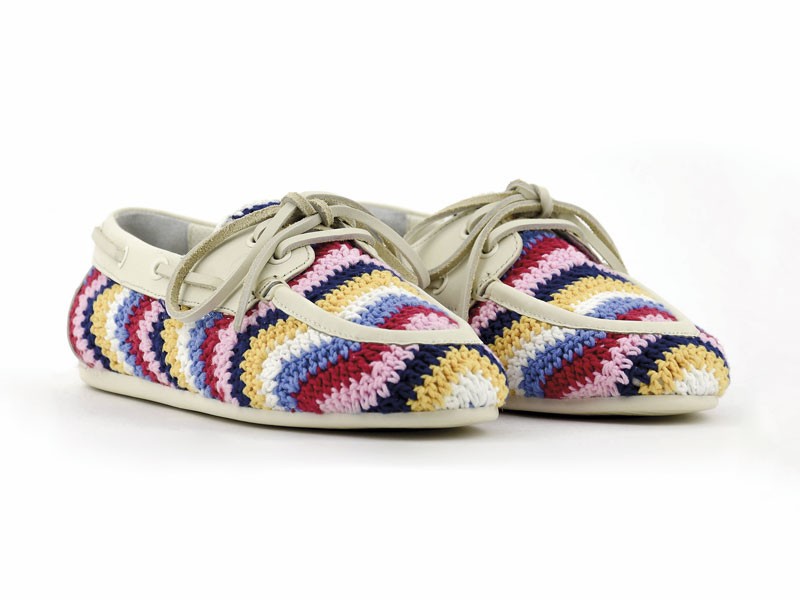 Lace-up docksides