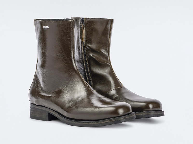 BOTAS BOTINETAS HOMBRE TENDENCIAS OTOÑO INVIENRO 2026 SERMA 156P01012205_d2.jpg Men’s Chelsea and dress ankle boots in smooth leather