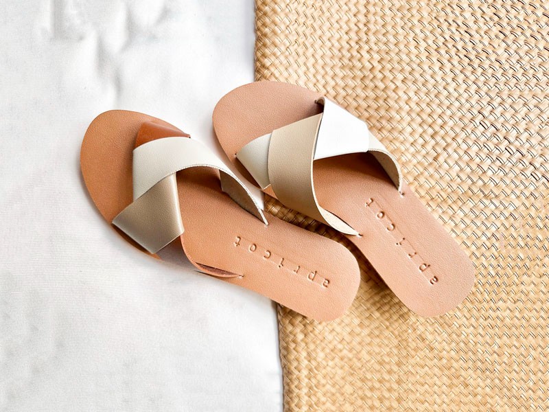 Chanclas minimalistas APRICOT: Confortables y elegantes