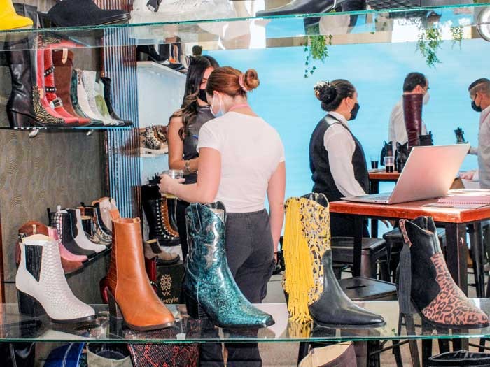 SAPICA promotes the recovery of the footwear sector