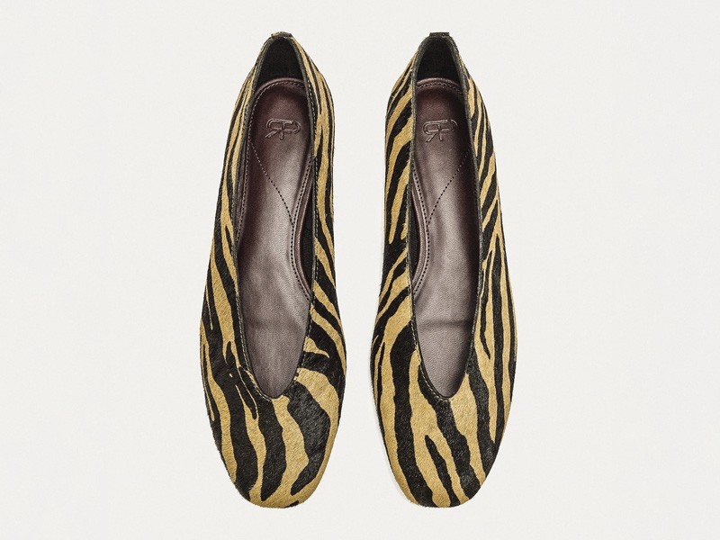 Animal print migra a botas y detalles utilitarios