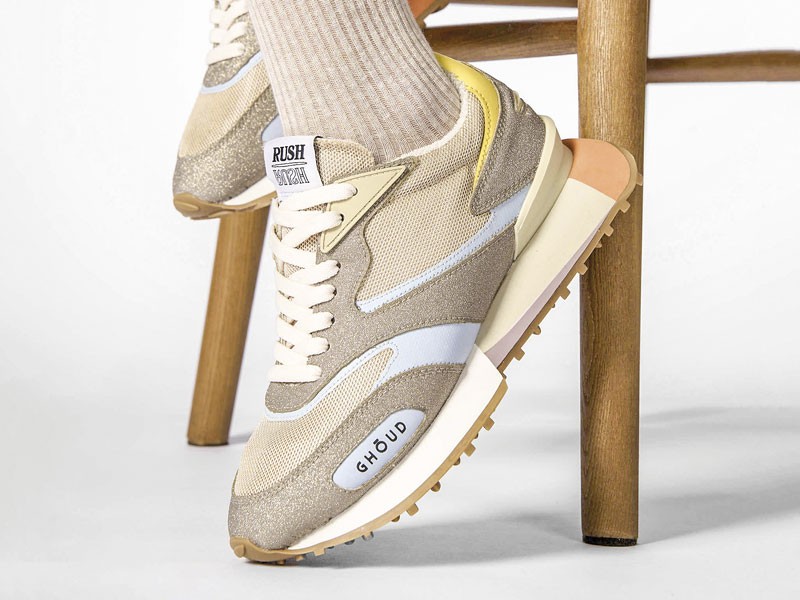 Sneakers fashion