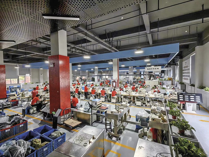 Delegados visitaron fábricas y ferias para conocer innovaciones. Congreso UITIC promovió innovación y debate global en Shanghái