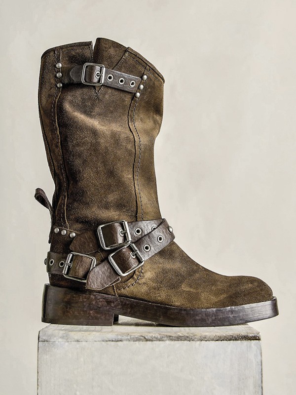 BOTAS BIKER MUJER TENDENCIAS OTOÑO INVIENRO 2026 SERMA 156image11.jpg Botas biker con correas, hebillas y suela track