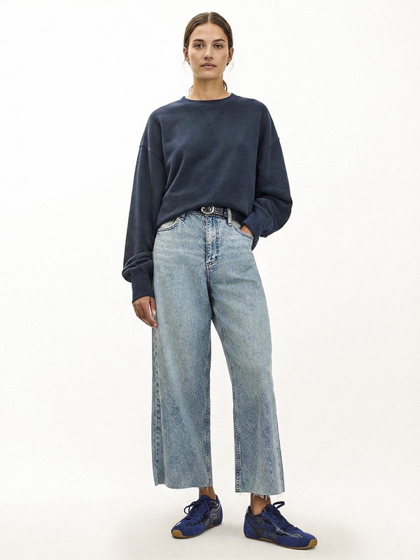 SNEAKERS RETRO FUTSAL MUJER TENDENCIA OTOÑO INVIERNO 2026 CALZADO SERMA156 13aqpf61iwpf61iwpf61.jpg Retro futsal-inspired footwear as urban sneakers