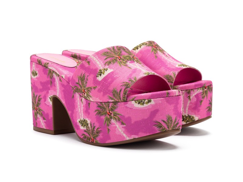 The success of clogs continues, with new materials and colors